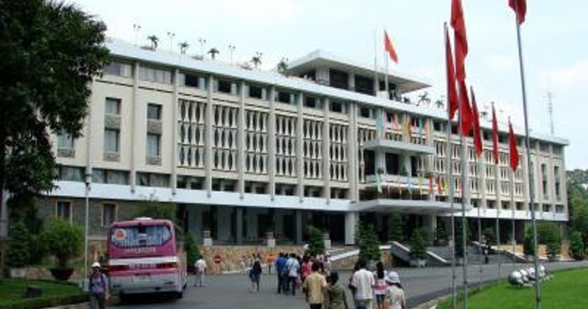 HO CHI MINH CITY & CU CHI TUNNEL FULL DAY SMALL GROUP TOUR
