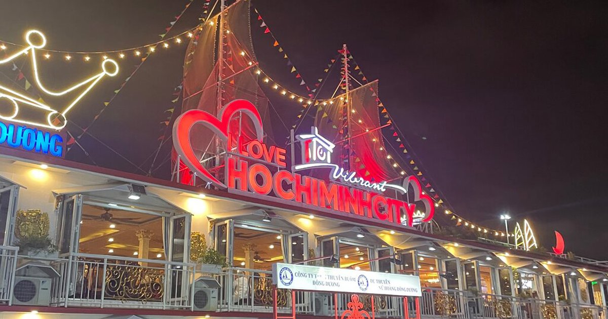 SAIGON EVENING TOUR WITH WATER PUPPETRY & DINNER CRUISE